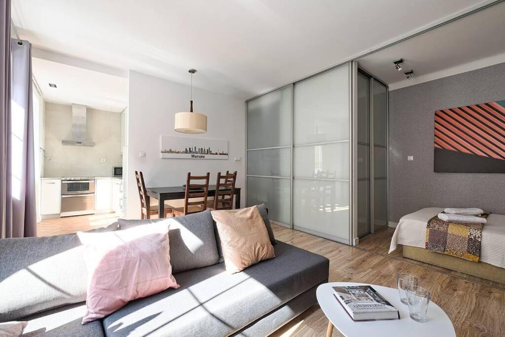 Urbannestgroup - Old Town - Stare - Freta 50 Warszawa